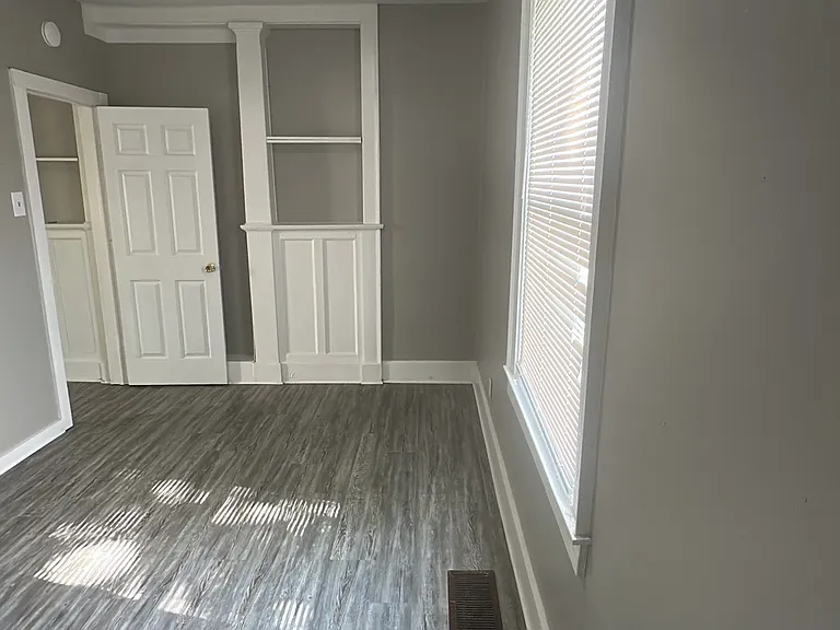 1508 E Main St #1 — Photo 5