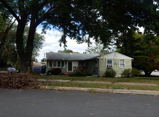 4205 Springhouse Ln, Aston, PA 19014