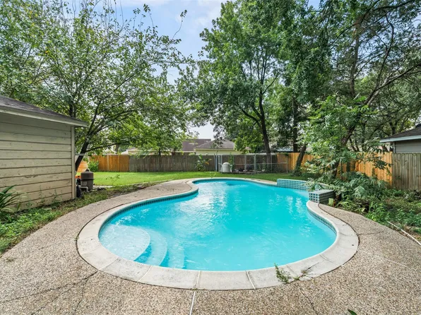 715 Marne Ln, Houston, TX 77090