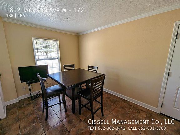 4th image of 1802 Jackson Ave W APT 172
