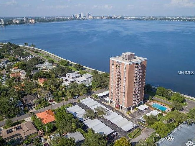 1st image of 4015 Bayshore Blvd APT 8F
