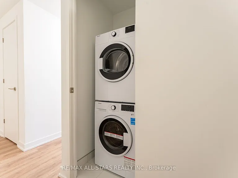 634 Church St #4006 — Photo 18