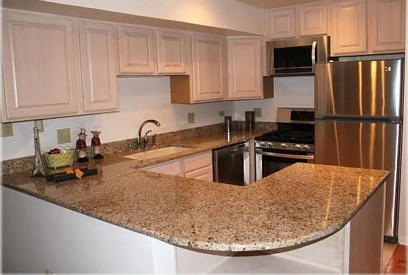 The Maples Apartments — Photo 9