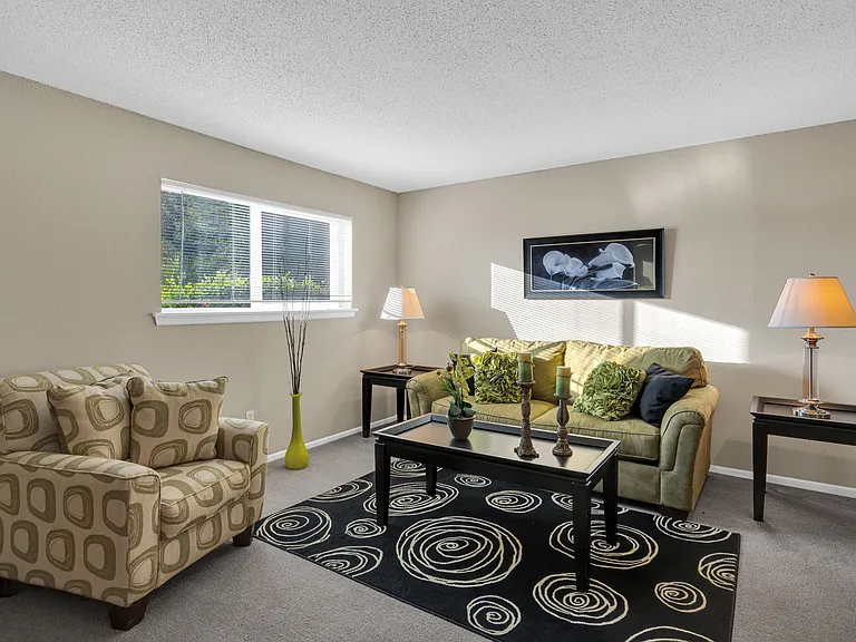 Windsong Apartments — Photo 61