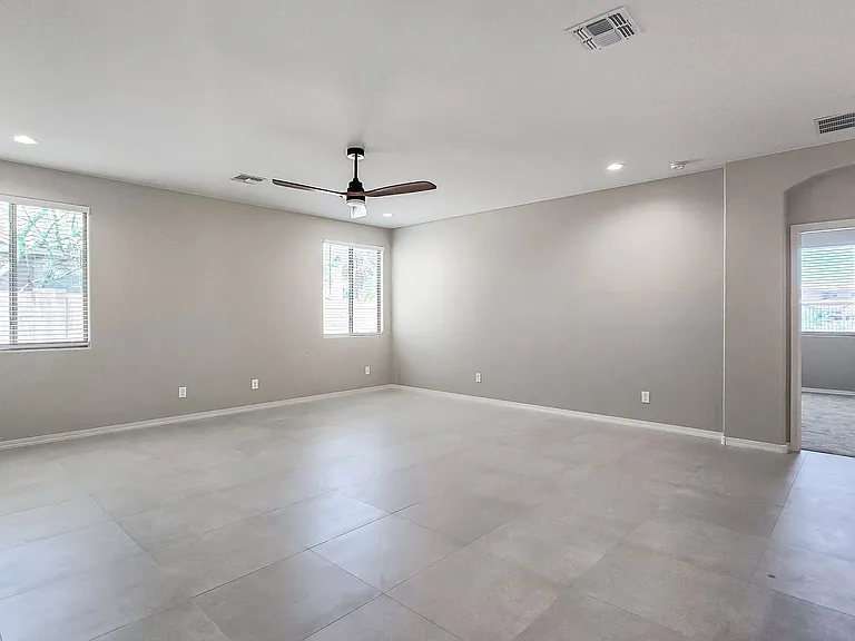 17878 W Desert Wind Dr — Photo 18