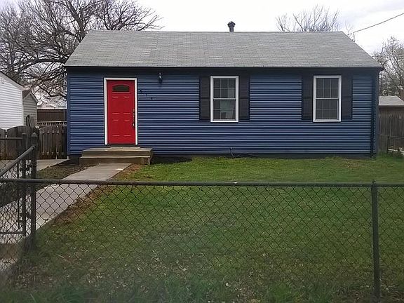 2nd image of 514 Longwood Dr