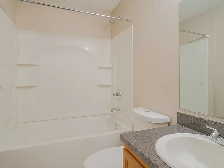 708 Wynfield Cir — Photo 13