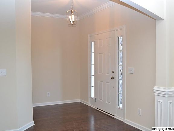 5th image of 4902 Cove Valley Dr