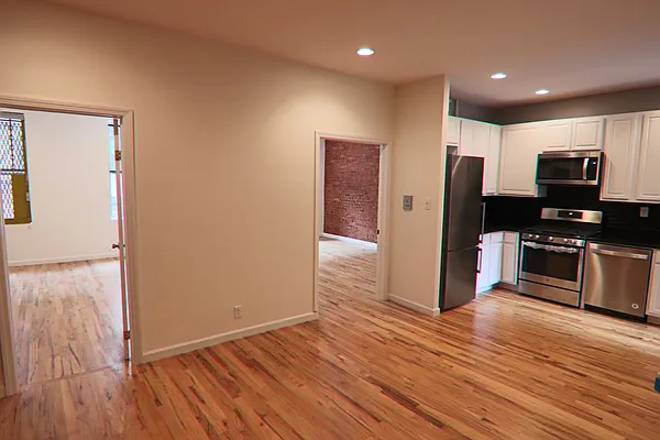 Rented by PMG Real Estate  | media 1