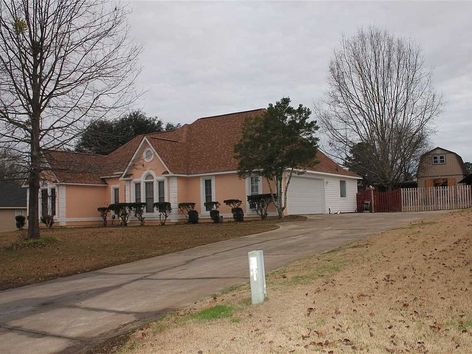 2nd image of 126 Salem Dr
