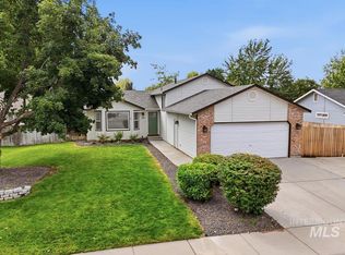 153 W Chrisfield Dr, Meridian, ID 83646