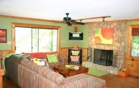 4th image of 230 Holly Dr