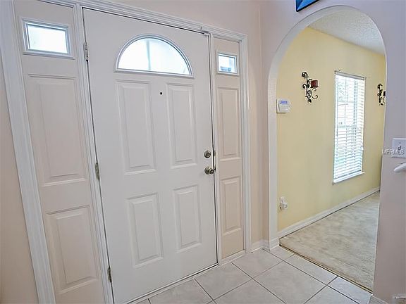 2nd image of 939 Leeward Dr