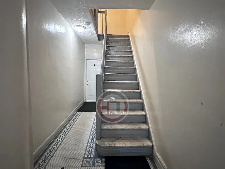 Buhre Ave — Photo 7