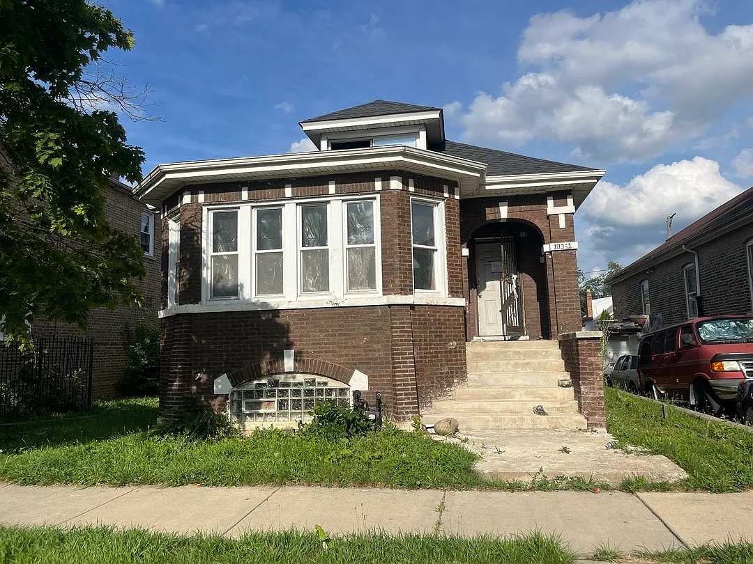 10351 S Indiana Ave photo 1