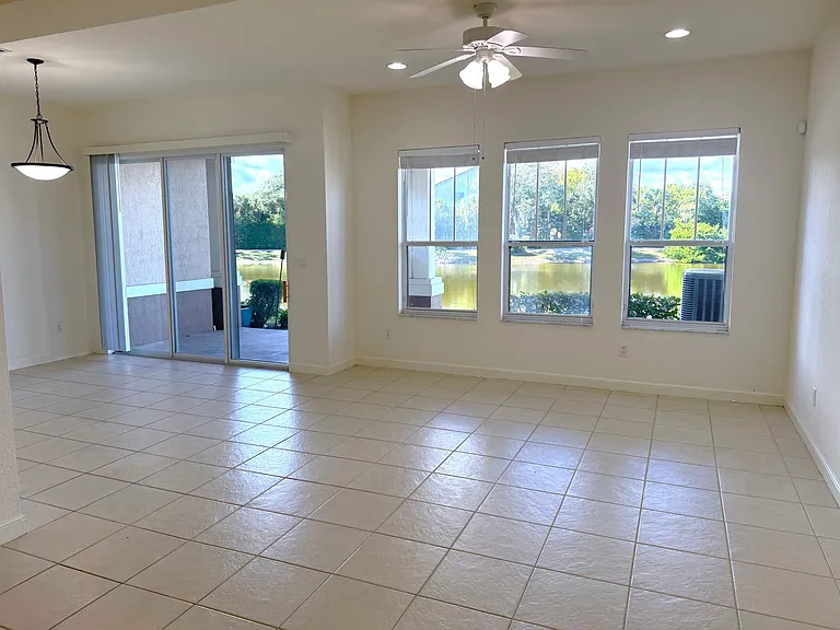 685 Pacific Grove Dr #2 — Photo 24