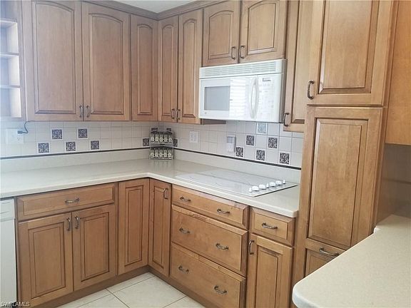4th image of 5505 John Alden Ln