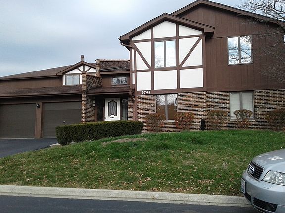 3rd image of 9748 Mill Dr E APT 1E
