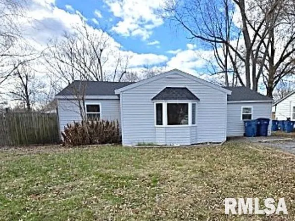 2021 S Brownsville Rd, Mount Vernon, IL 62864