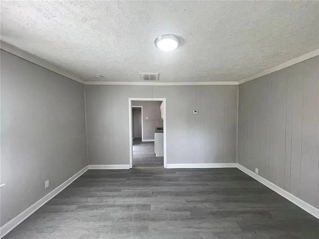 jpg - 1434 S Moreland Ave