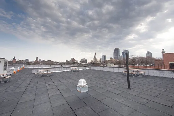 Rented by Brick&Mortar | media 67