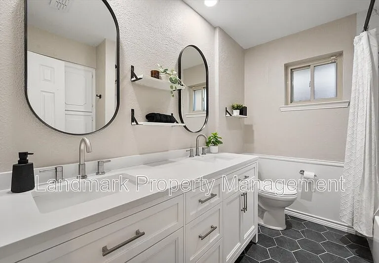 1415 Moss Rose Cir — Photo 21