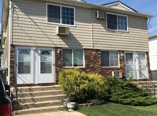 1001 Rathbun Ave, Staten Island, NY 10309