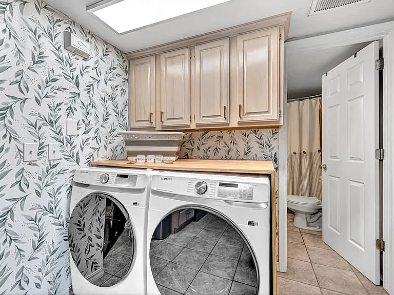 Laundry Room Cabinet