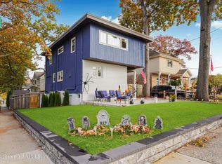 69 Natick St, Staten Island, NY 10306