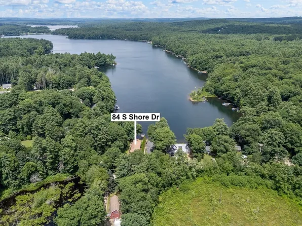 84 S Shore Dr, Sturbridge, MA 01566