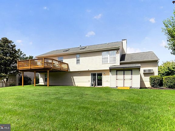3rd image of 101 Widgeon Dr