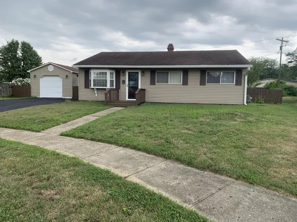 425 Avon Dr, Circleville, OH 43113