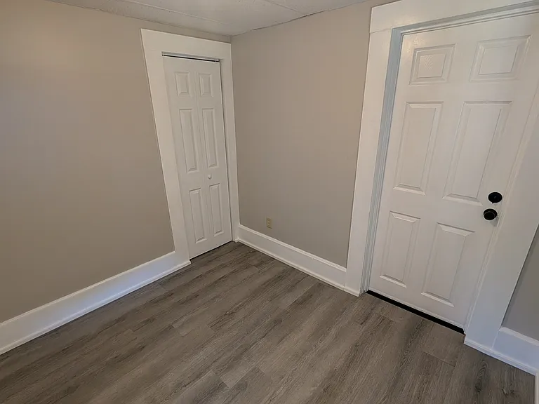 47 Main St #4 — Photo 4
