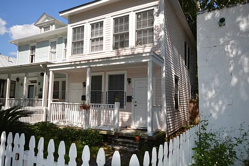 542 E Anderson St #A Photo 1