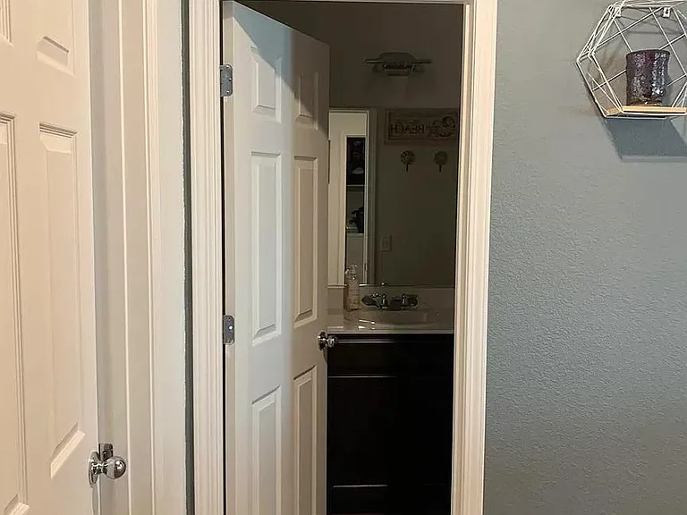 9729 Sea Glass Ct — Photo 7
