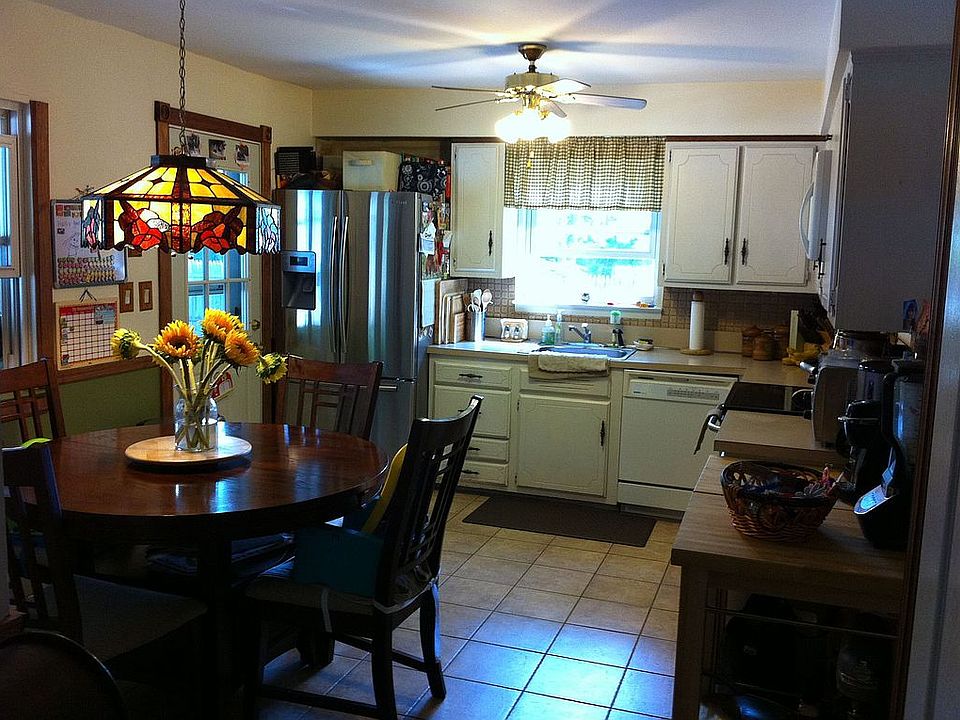 2nd image of 5 Beecher St