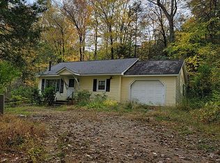 49 Tinker Hill Rd, New Preston Marble Dale, CT 06777