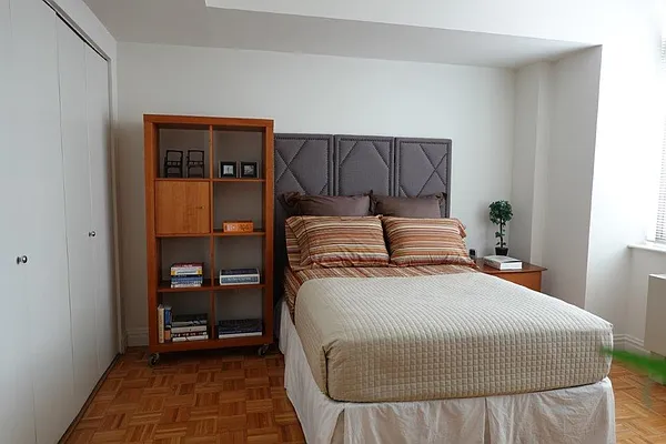 Rented by Carnegie Hill Place | media 4