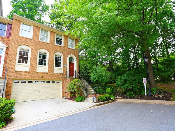 3rd image of 11304 Hollowstone Dr