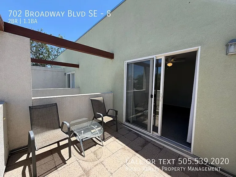 702 Broadway Blvd SE #8 — Photo 14