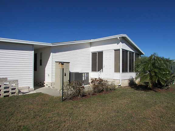 3rd image of 2632 Brynwood Dr