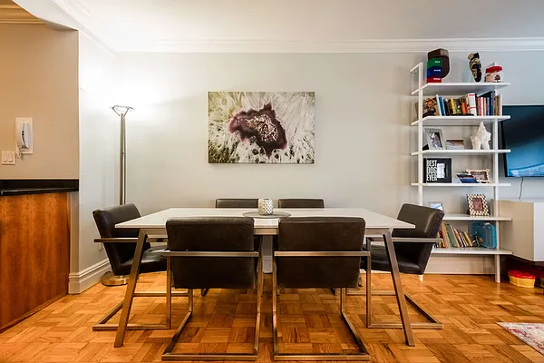 Sold by Samuel Realty Group LLC | media 12