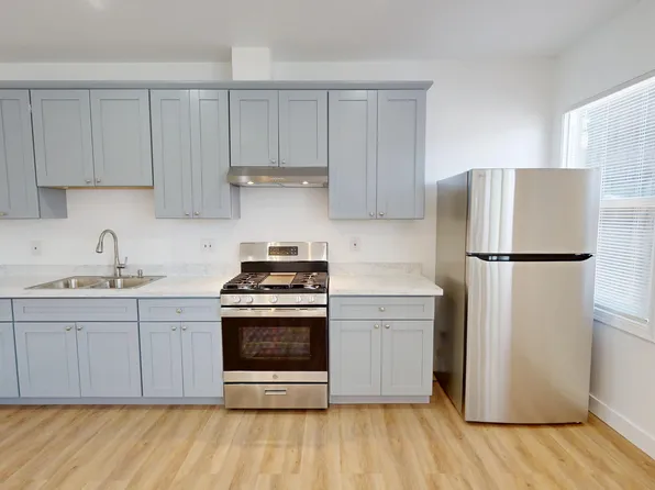 521 W Macarthur Blvd APT 10, Oakland, CA 94609
