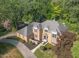 2949 Secretariat Rd, Toledo, OH 43615