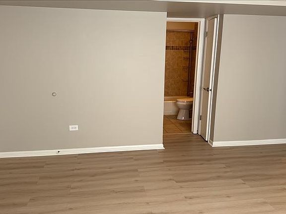 4th image of 4920 Harold Ave #1B