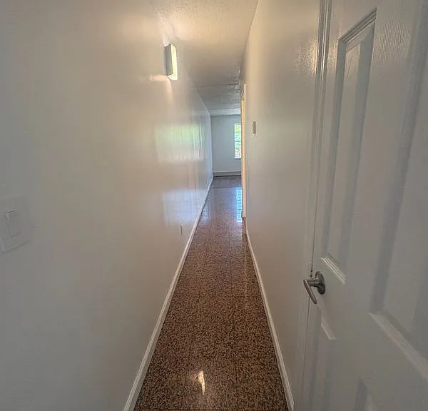 2060 Washington Ave #2 — Photo 9