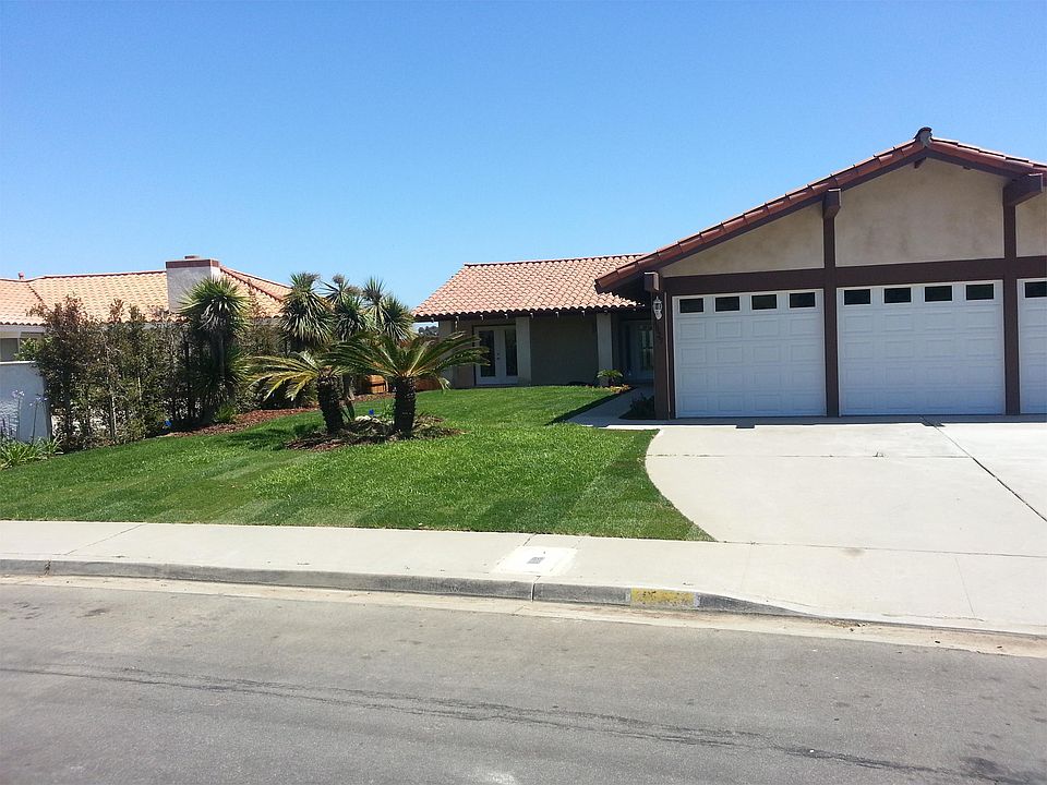 2nd image of 1527 Calle Alta