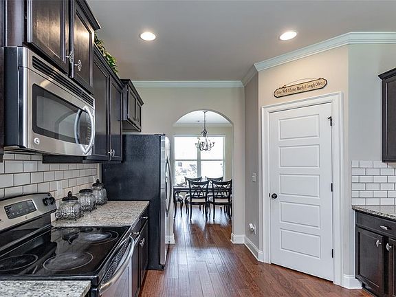 4th image of 1519 Wingate Park Ct