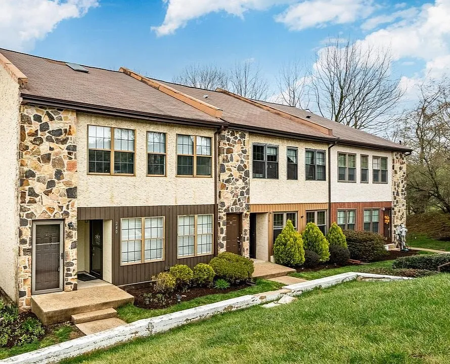 239 Smallwood Ct