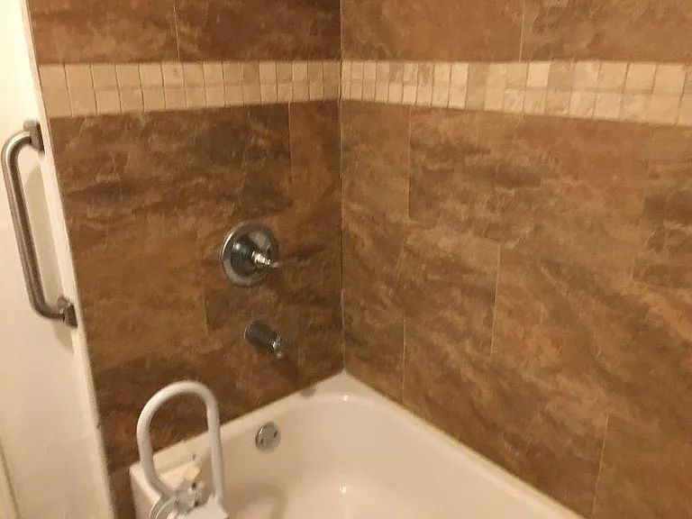 3313 Carondelet St #B — Photo 2